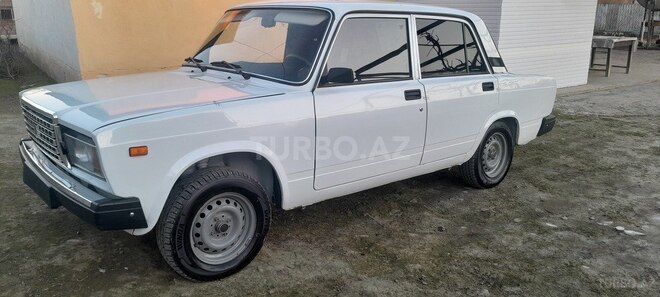 LADA (VAZ) 2107-3