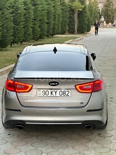 Kia Optima-13