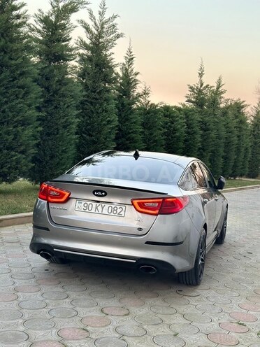 Kia Optima-12