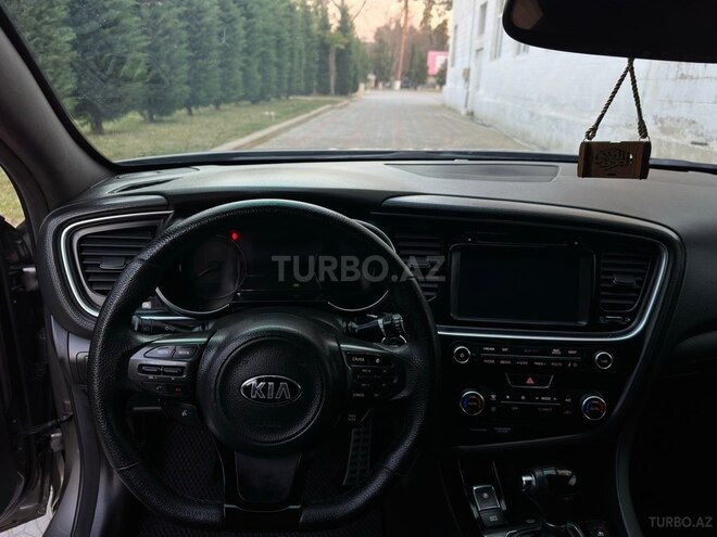 Kia Optima-17