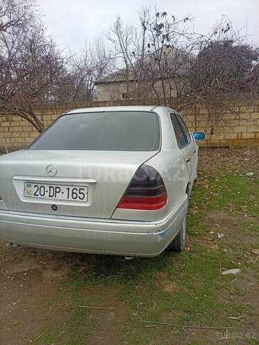Mercedes C 220 1995, 546,404 km - 2.2 л - Quba