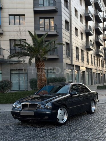 Mercedes E 320 2002, 268,000 km - 3.2 l - Bakı