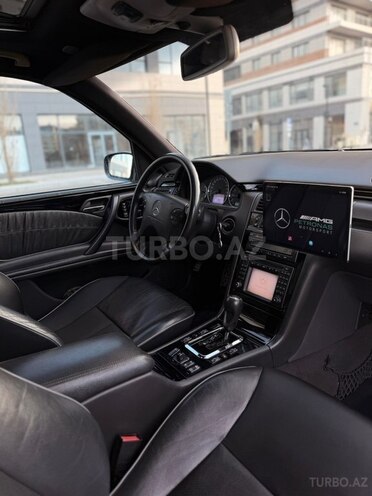 Mercedes E 320 2002, 268,000 km - 3.2 l - Bakı