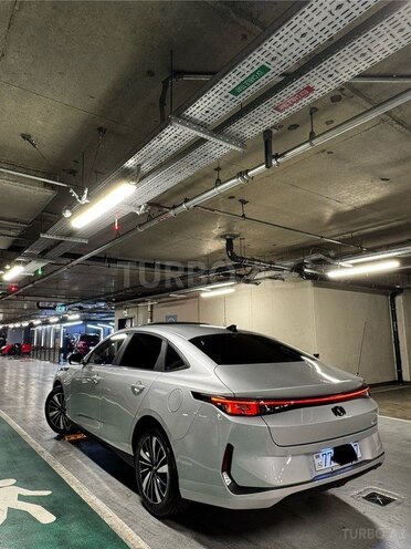 Changan Qiyuan A05 2025, 8,800 km - 1.5 l - Bakı