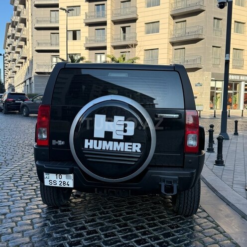 Hummer H3-5