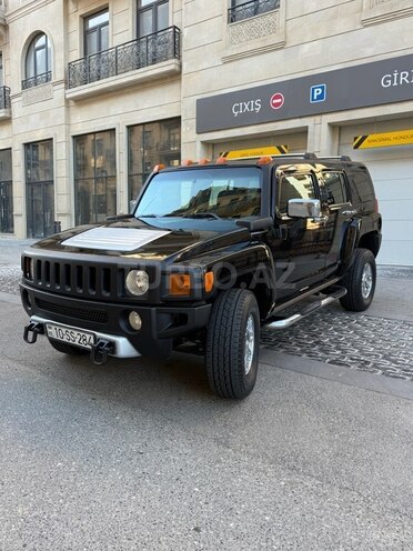 Hummer H3-9