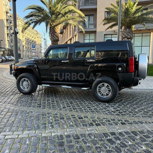 Hummer H3-2