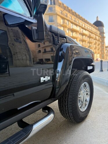 Hummer H3-19