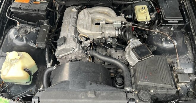 BMW 318-2