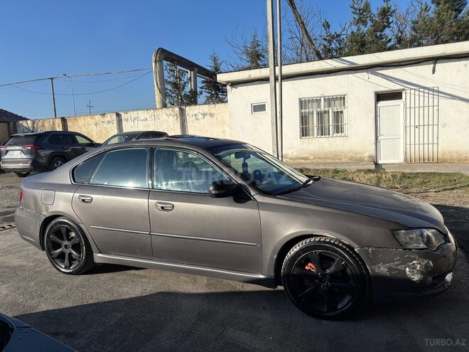 Subaru Legacy-3
