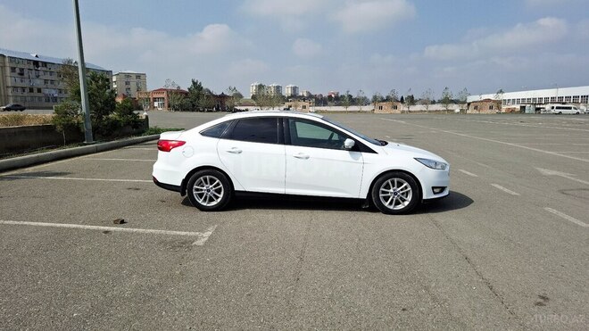 Ford Focus 2015, 107,000 km - 1.6 l - Gəncə