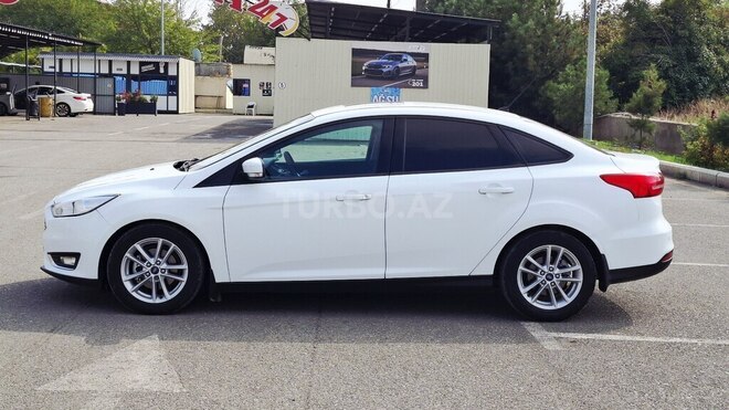 Ford Focus 2015, 107,000 km - 1.6 l - Gəncə