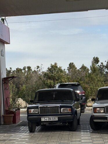 LADA (VAZ) 2107-18