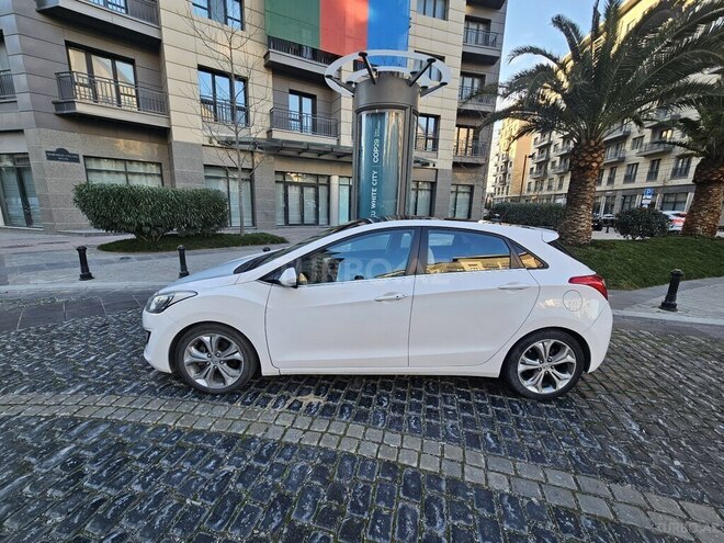 Hyundai i30-4