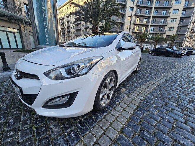 Hyundai i30-3