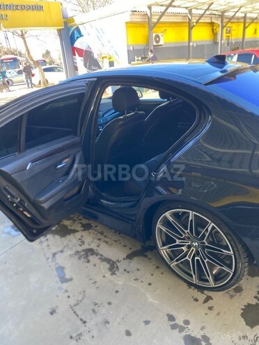 BMW 528 2015, 297,729 km - 2.0 l - Gəncə