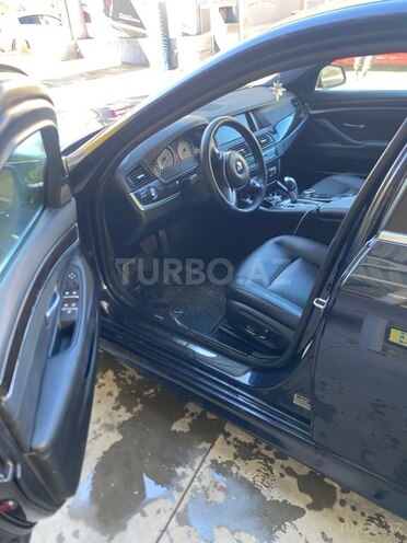 BMW 528 2015, 297,729 km - 2.0 l - Gəncə