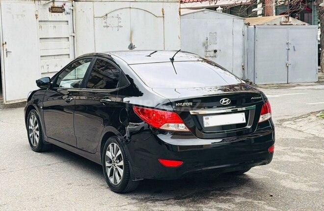 Hyundai Accent 2013, 168,000 km - 1.6 l - Bakı