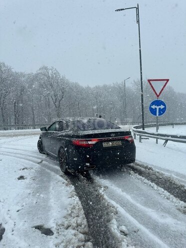 Hyundai Grandeur-5