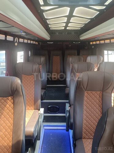 Mercedes Sprinter 515-4