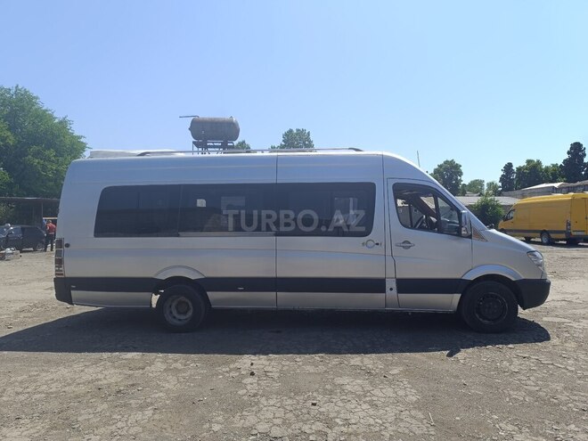Mercedes Sprinter 515-8