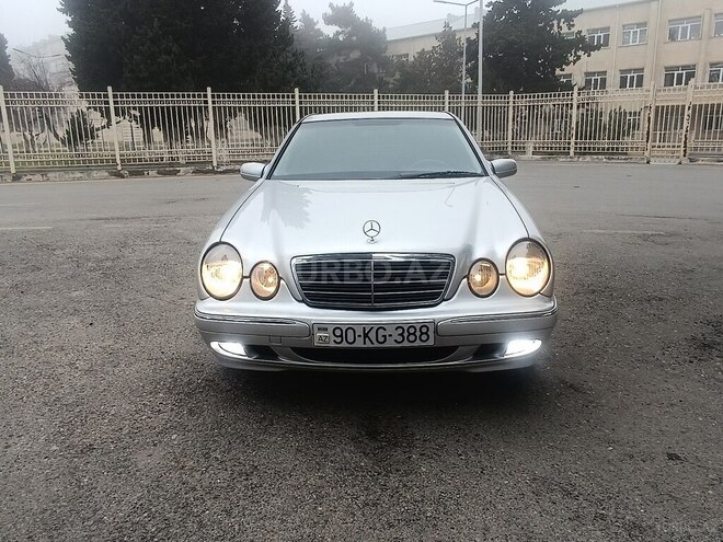 Mercedes E 220 2000, 458,612 km - 2.2 l - Bakı