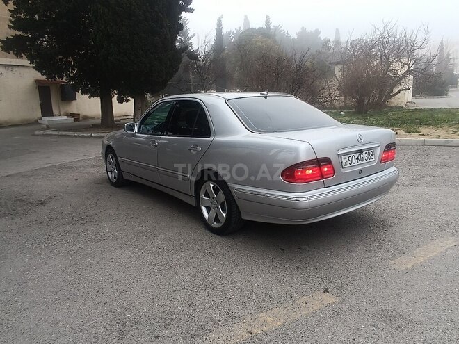 Mercedes E 220 2000, 458,612 km - 2.2 l - Bakı