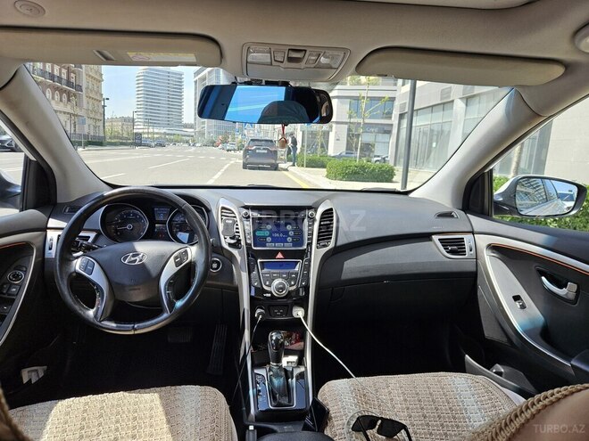 Hyundai i30-9