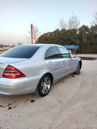 Mercedes C 200-3