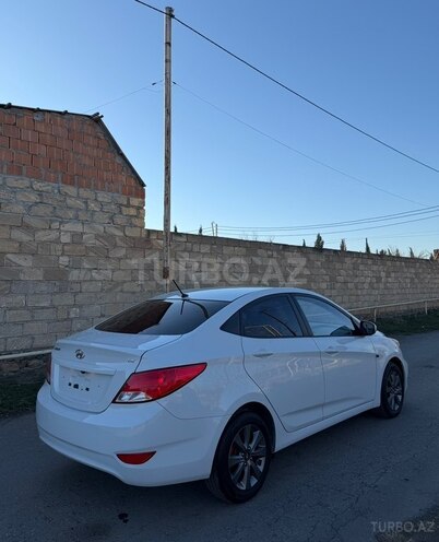 Hyundai Accent 2019, 106,801 km - 1.4 л - Bakı
