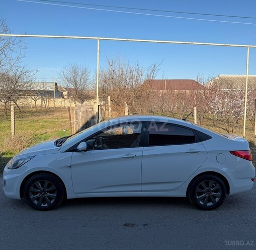 Hyundai Accent 2019, 106,801 km - 1.4 л - Bakı