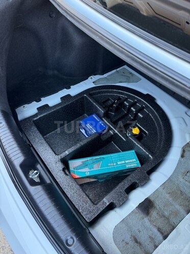 Hyundai Accent 2019, 106,801 km - 1.4 л - Bakı