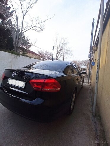 Volkswagen Passat 2013, 190,000 km - 2.5 l - Bakı