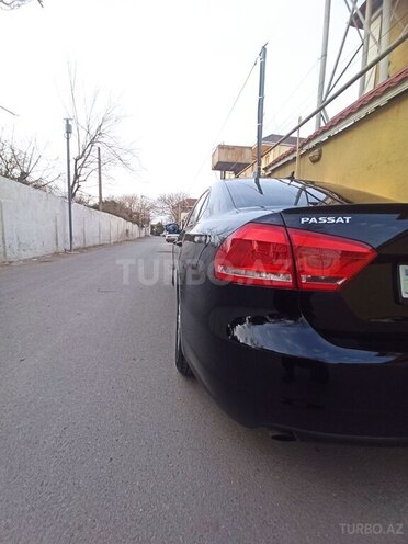 Volkswagen Passat 2013, 190,000 km - 2.5 l - Bakı