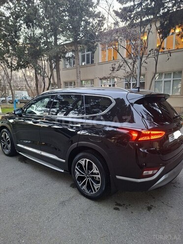 Hyundai Santa Fe-8