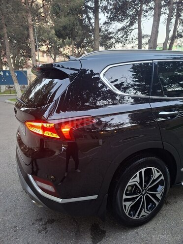 Hyundai Santa Fe-10