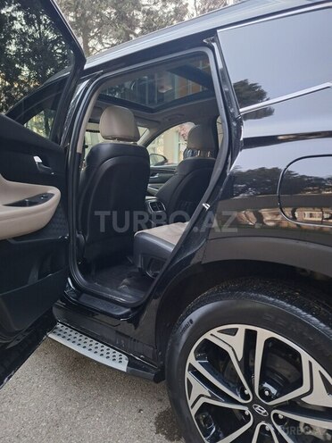 Hyundai Santa Fe-17