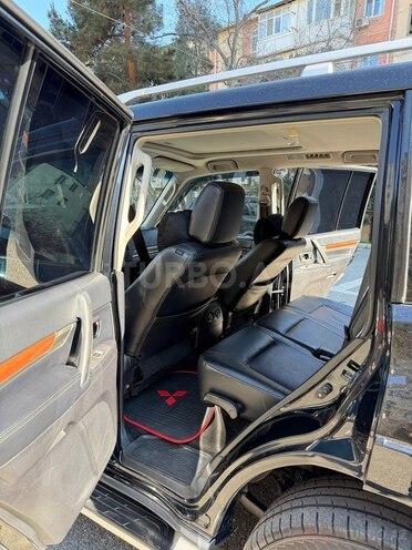 Mitsubishi Pajero 2007, 148,000 km - 3.0 л - Bakı