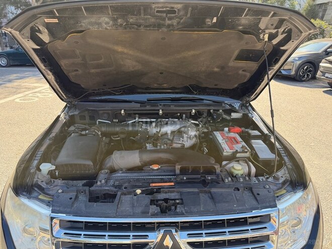 Mitsubishi Pajero 2007, 148,000 km - 3.0 л - Bakı