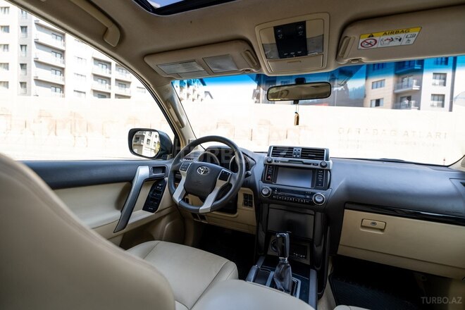 Toyota Land Cruiser Prado 2014, 235,000 km - 2.7 l - Bakı