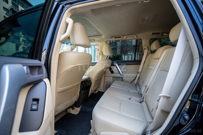 Toyota Land Cruiser Prado 2014, 235,000 km - 2.7 l - Bakı