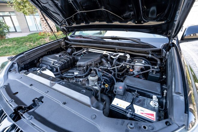 Toyota Land Cruiser Prado 2014, 235,000 km - 2.7 l - Bakı