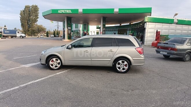 Opel Astra 2006, 218,000 km - 1.4 l - Qusar