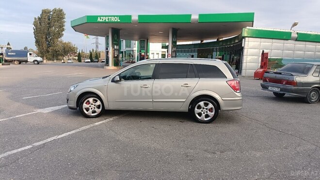 Opel Astra 2006, 218,000 km - 1.4 l - Qusar