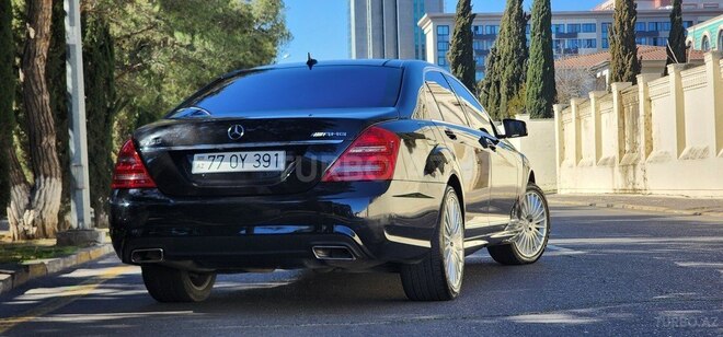 Mercedes S 550 4MATIC 2007, 266,000 km - 5.5 l - Bakı