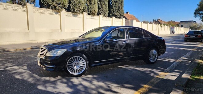 Mercedes S 550 4MATIC 2007, 266,000 km - 5.5 l - Bakı