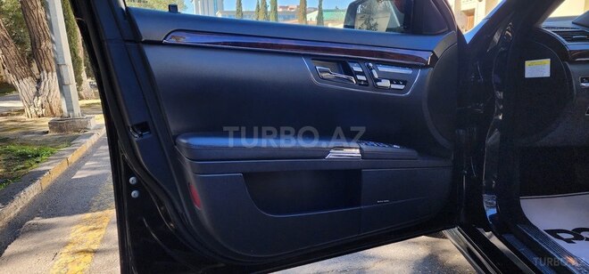 Mercedes S 550 4MATIC 2007, 266,000 km - 5.5 l - Bakı