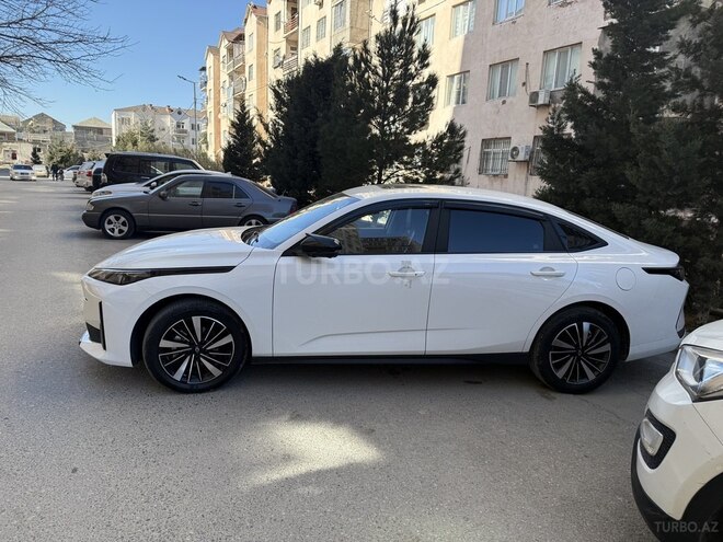 Changan Qiyuan A05 2025, 59,000 km - 1.5 l - Bakı