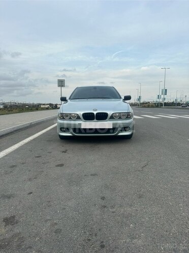 BMW 520 2001, 220,000 km - 2.2 l - Bakı