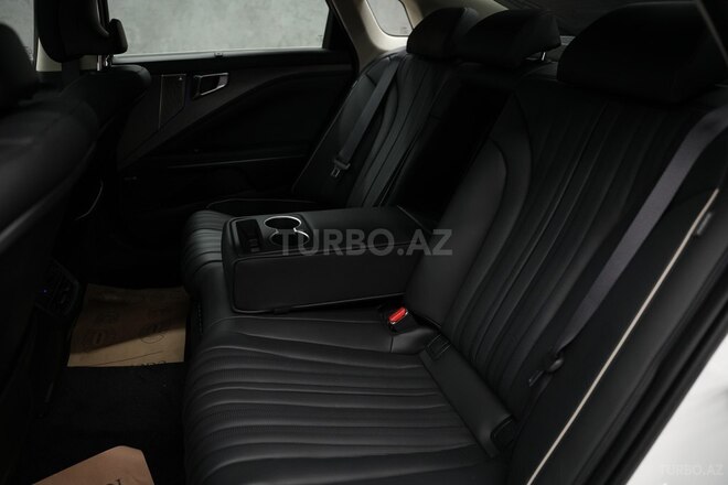 Kia K8-16